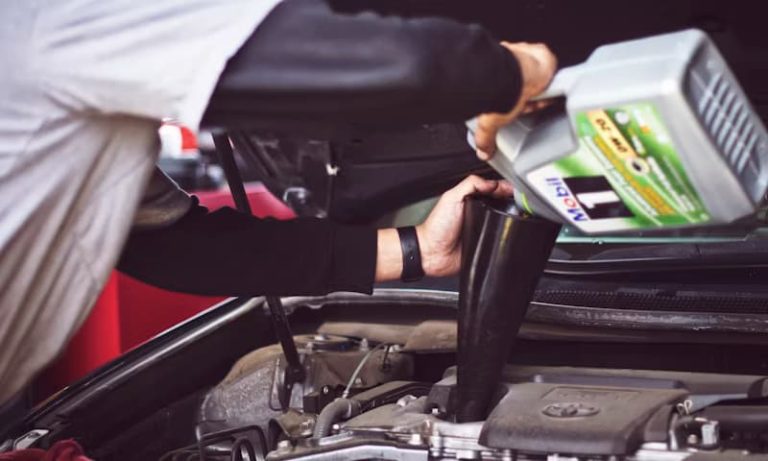5 Common Mistakes People Make Selling an Old Car